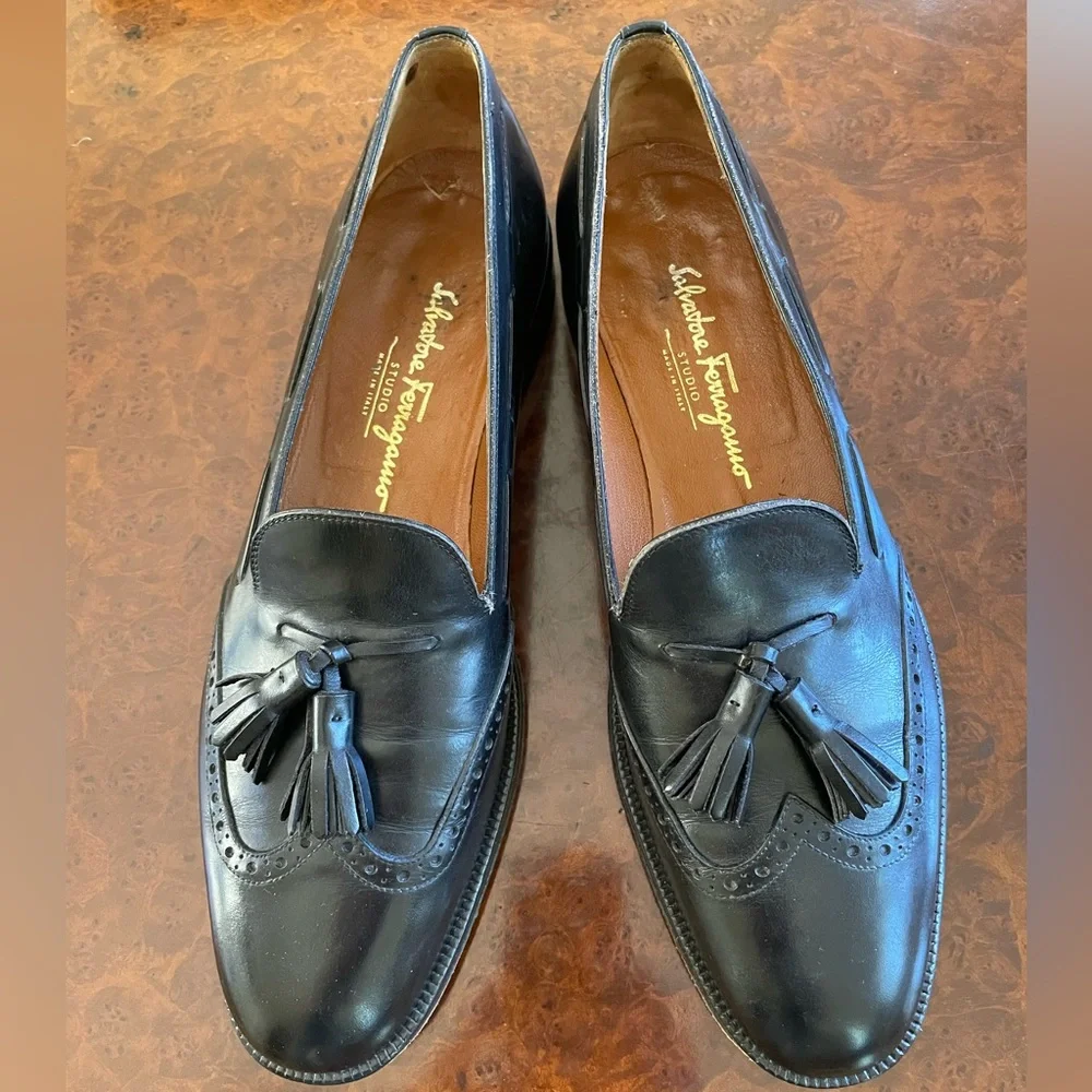 Salvatore‎ Ferragamo Made in Italy Leather Tassel Loafer in Black Size 10 1/2 B